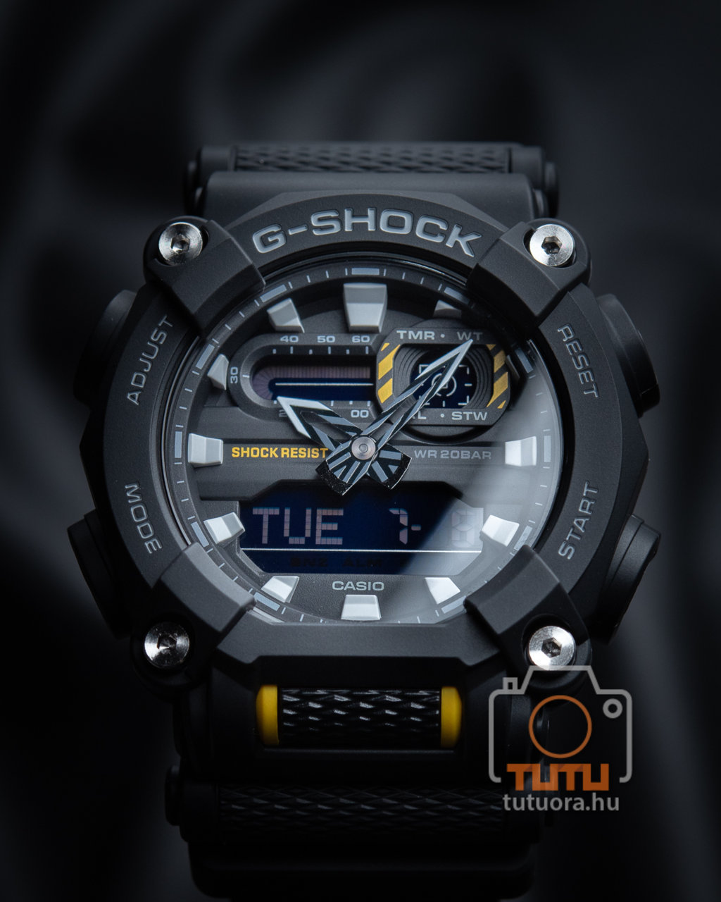  CASIO G-Shock GA-900-1A GA-900-1AER karóra 